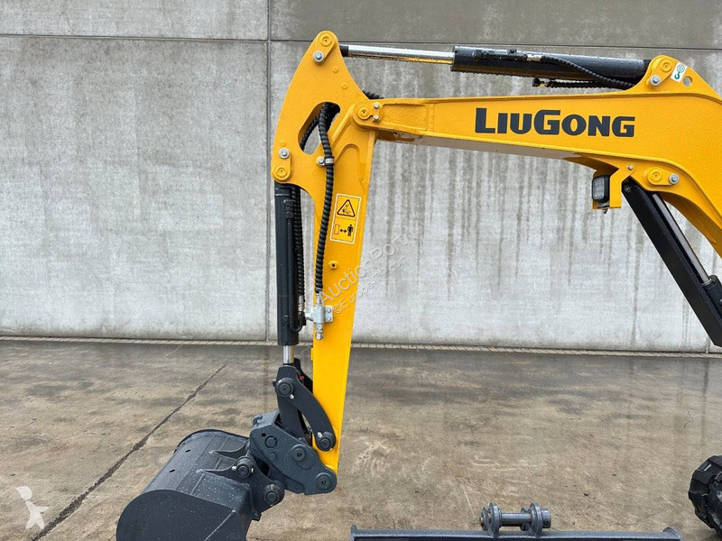 Escavadora LiuGong 9027 FZTS