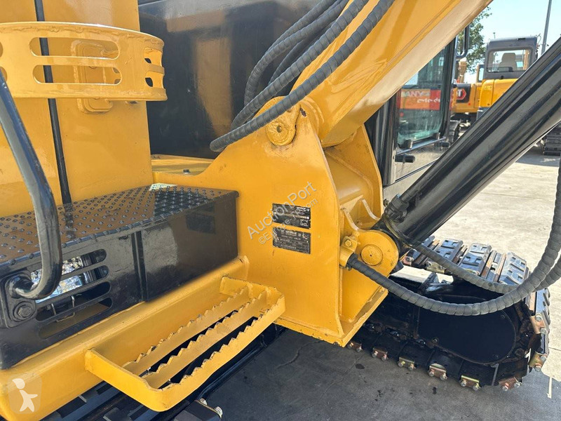 Caterpillar .5E2 excavator