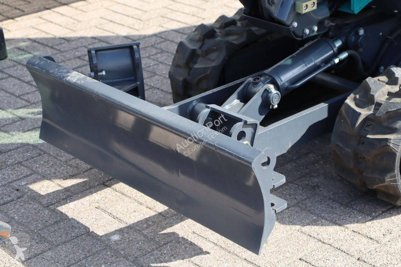 Sunward SWE 20F excavator