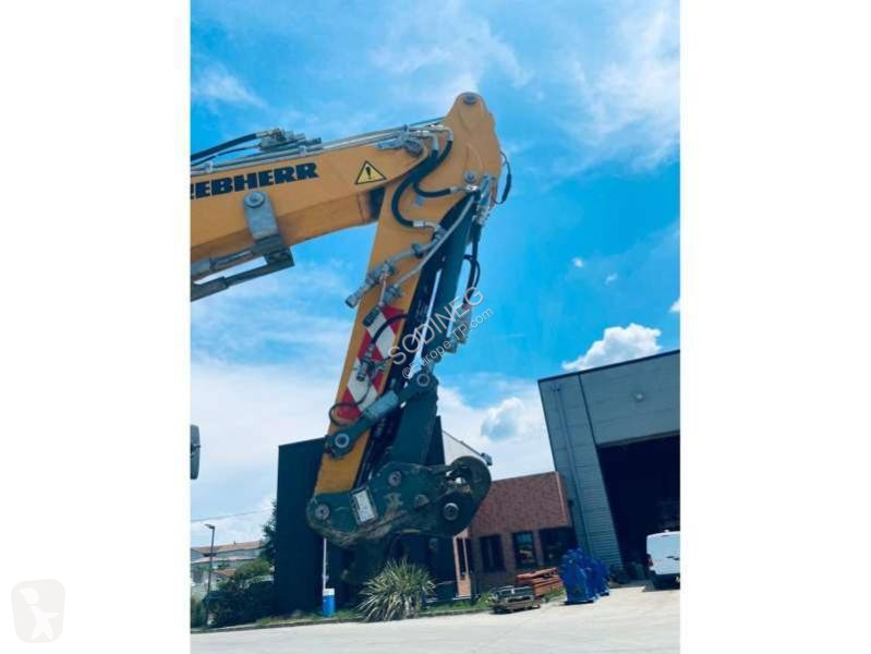 Koparka Liebherr  A 910 COMPACT LITRONIC