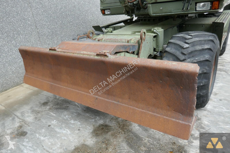 Koparka Caterpillar Ex-army