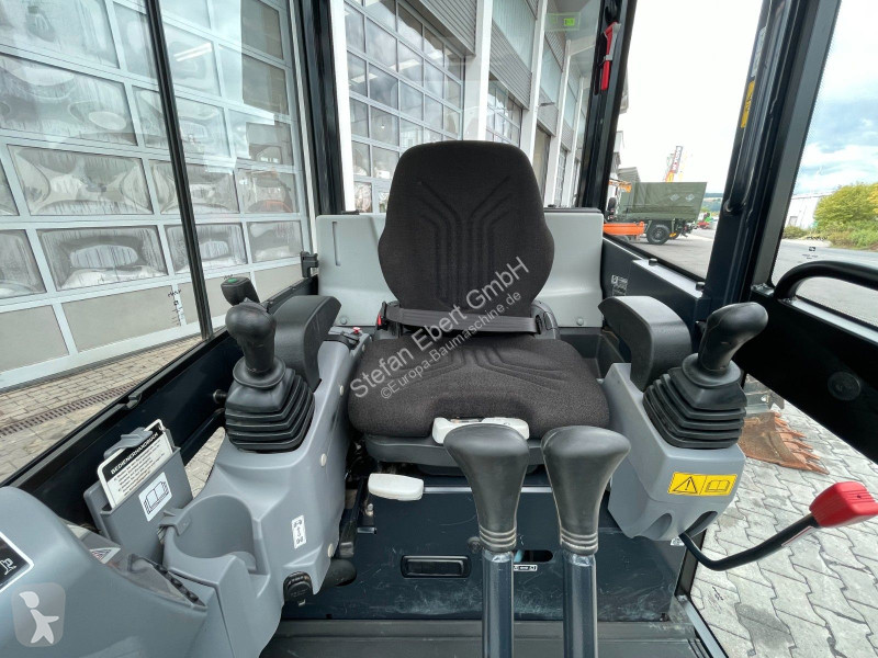 جرافة Kubota KX019-4 / nur 299h / 2024 /...