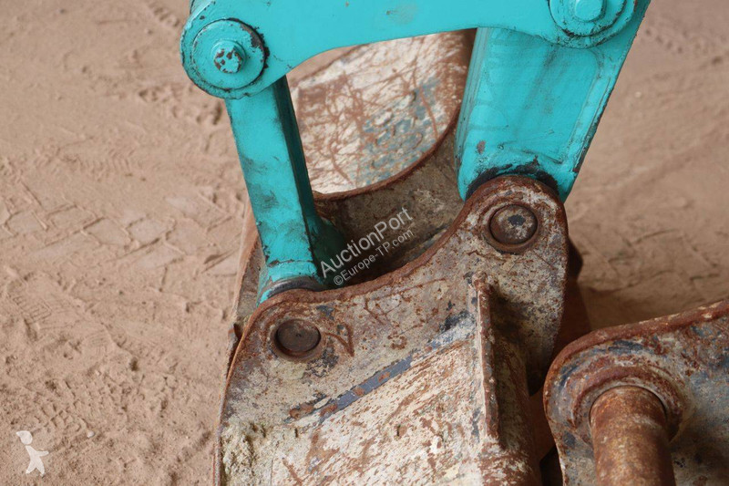 جرافة Kobelco 8