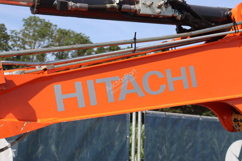 جرافة Hitachi ZX48U-5A CLR
