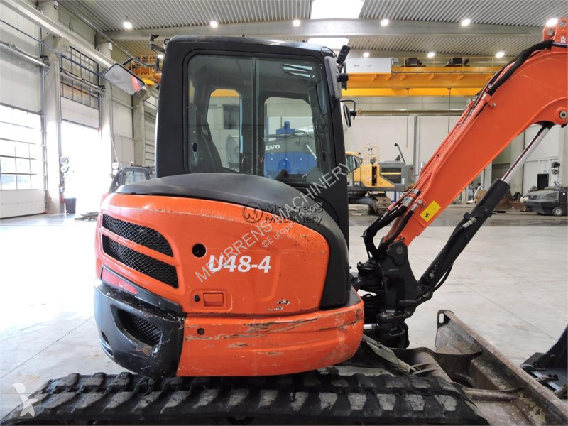 جرافة Kubota U48-4