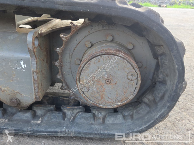 جرافة Volvo ECR25D