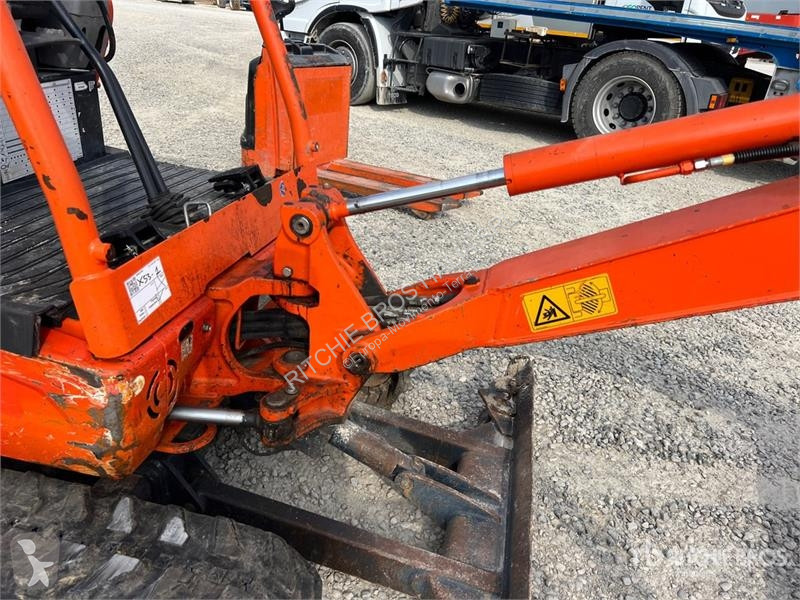 جرافة Kubota