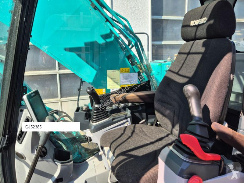 Excavadora Kobelco 11