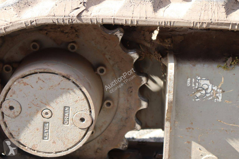 جرافة Volvo EC15D