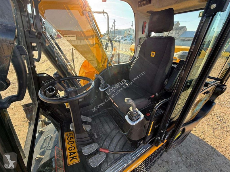 جرافة JCB Engcon + grapple
