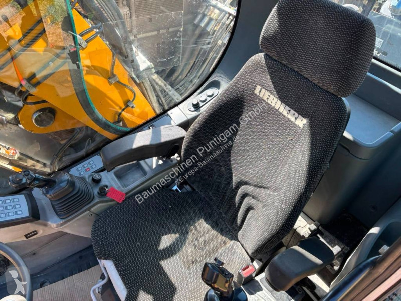 جرافة Liebherr