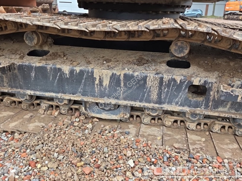 Escavadora Hitachi