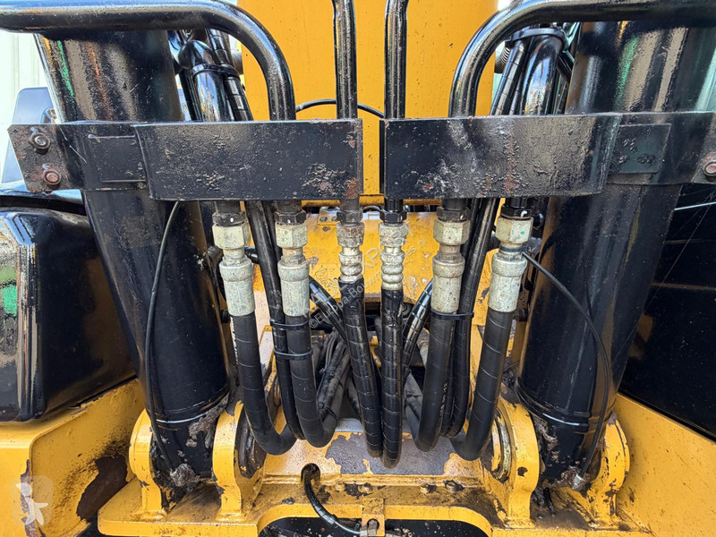 Экскаватор Caterpillar E L Track Excavator -...