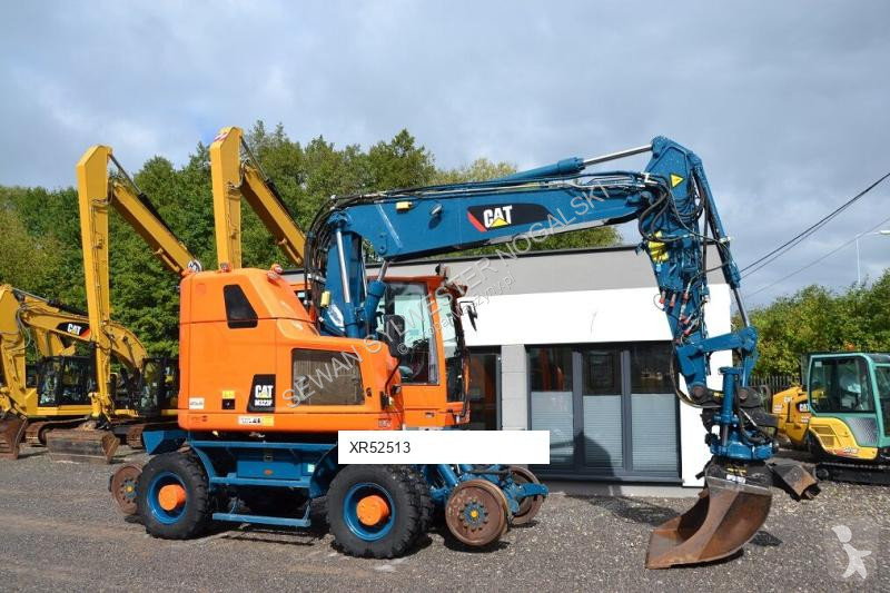 Excavadora Caterpillar M
