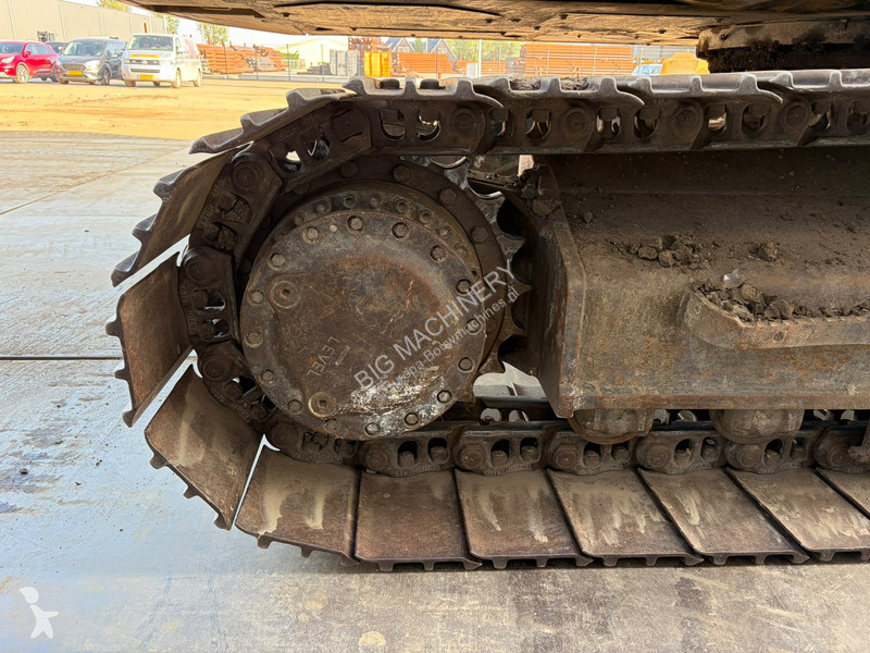 Багер Caterpillar 320FL