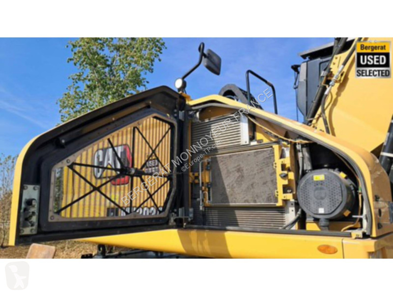 Pelle Caterpillar MH3024
