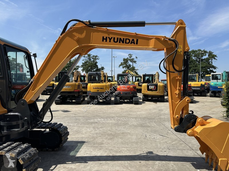 Pelle Hyundai R60VS