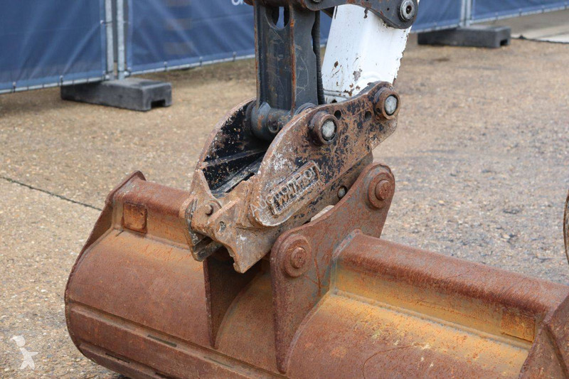Pelle Bobcat Z