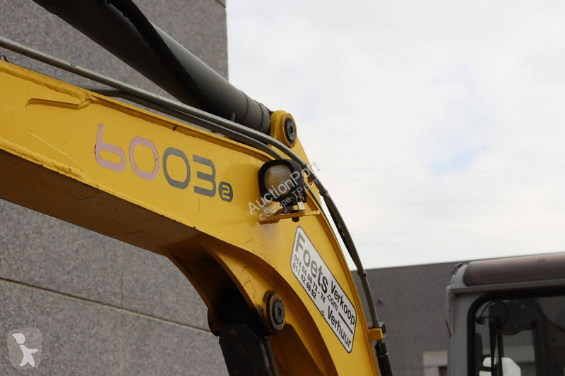 Pelle Neuson 6003