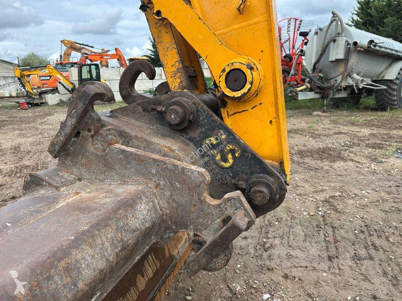 Pelle JCB LC