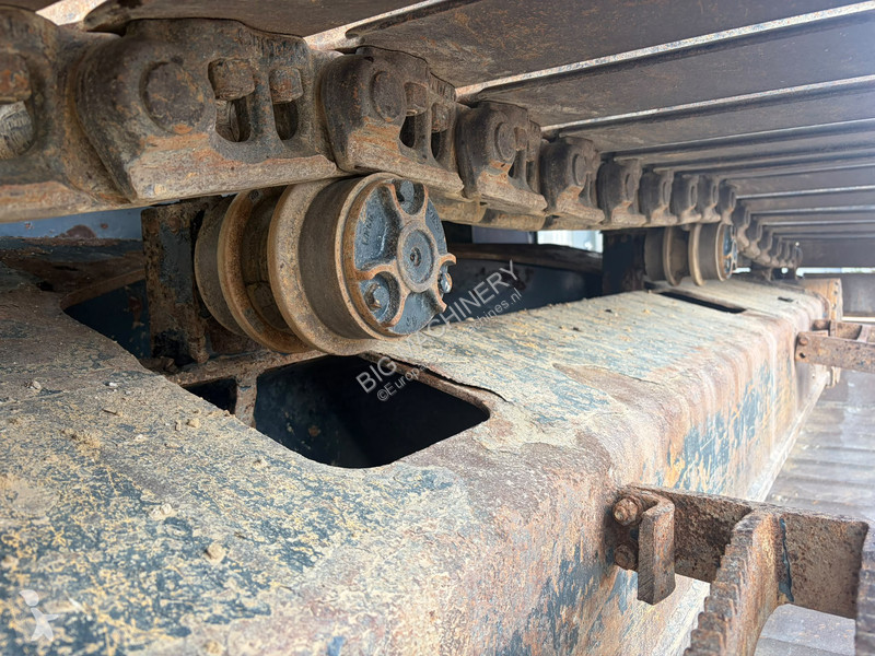 جرافة Hyundai HX260L