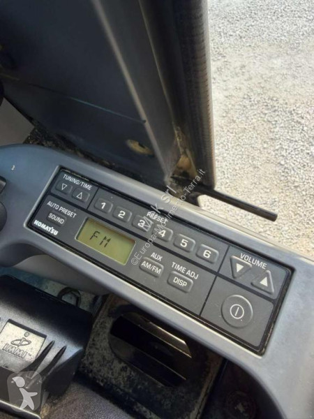 Excavator Komatsu PC490LC-11E0