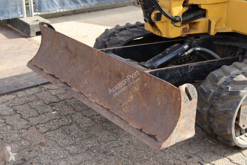 Багер Caterpillar