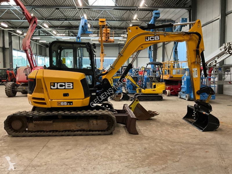 Багер JCB 85 Z-1