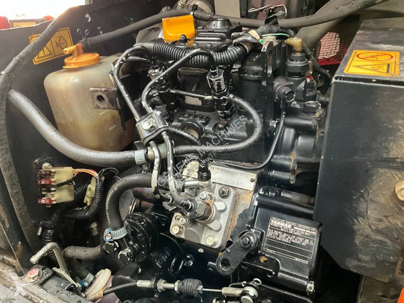 جرافة Yanmar