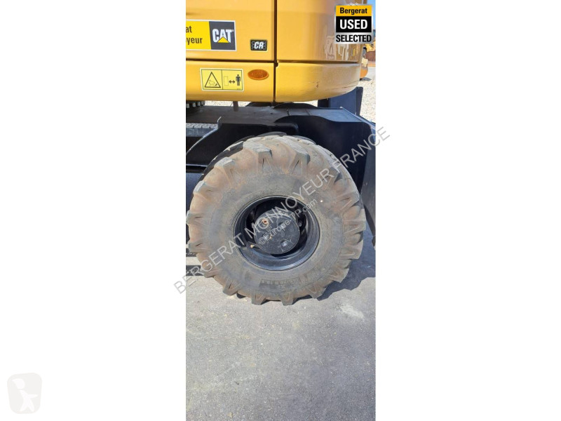 Багер Caterpillar