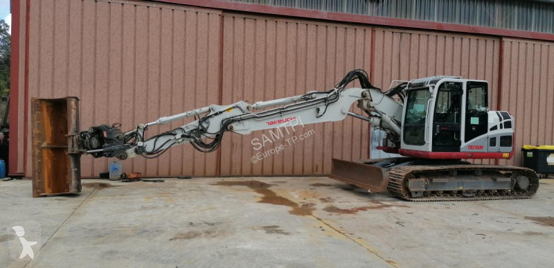 جرافة Takeuchi 2150