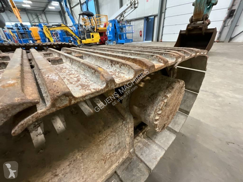 Escavadora Kobelco 260 N LC-9