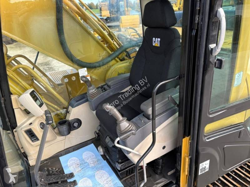 Graafmachine Caterpillar 330CL