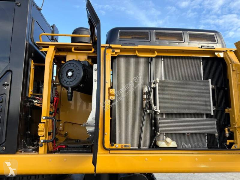 Escavadora Caterpillar 336F Long Reach