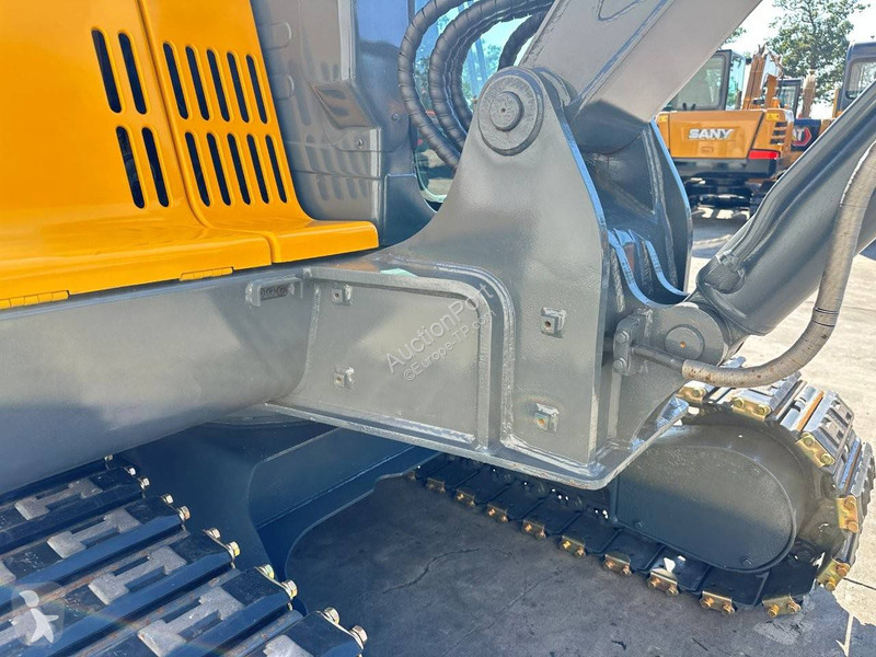 Escavadora Volvo D