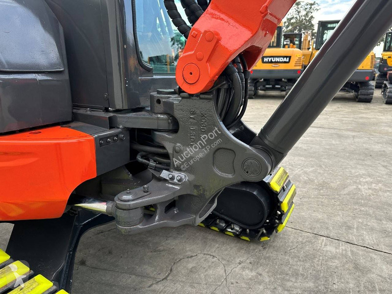 Escavadora Kubota KX135-3SZ
