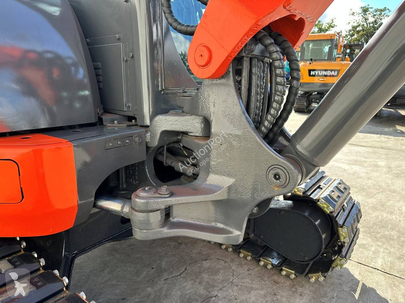 Escavadora Kubota KX155-3SZ