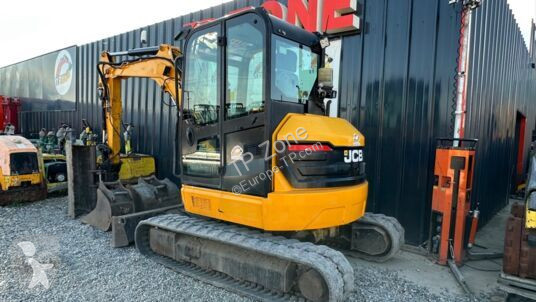 Pelle JCB POWERTILT à 25 900 € HT