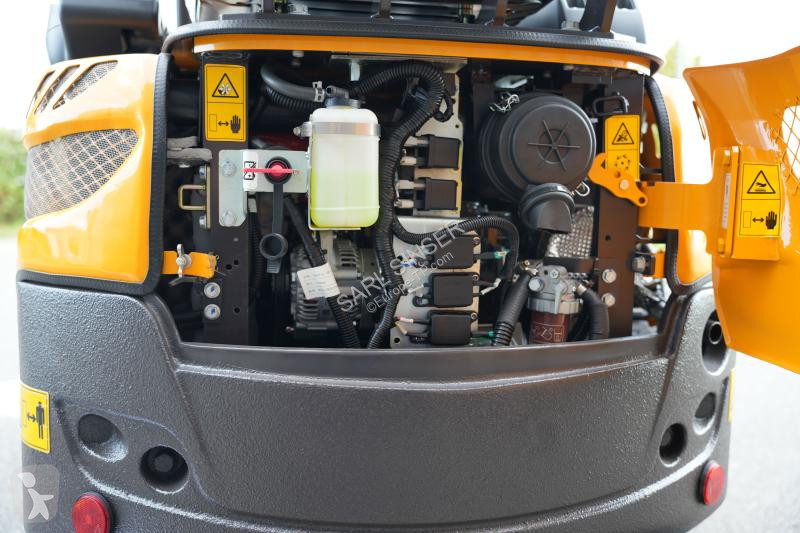 Escavadora Rhinoceros  XN-16