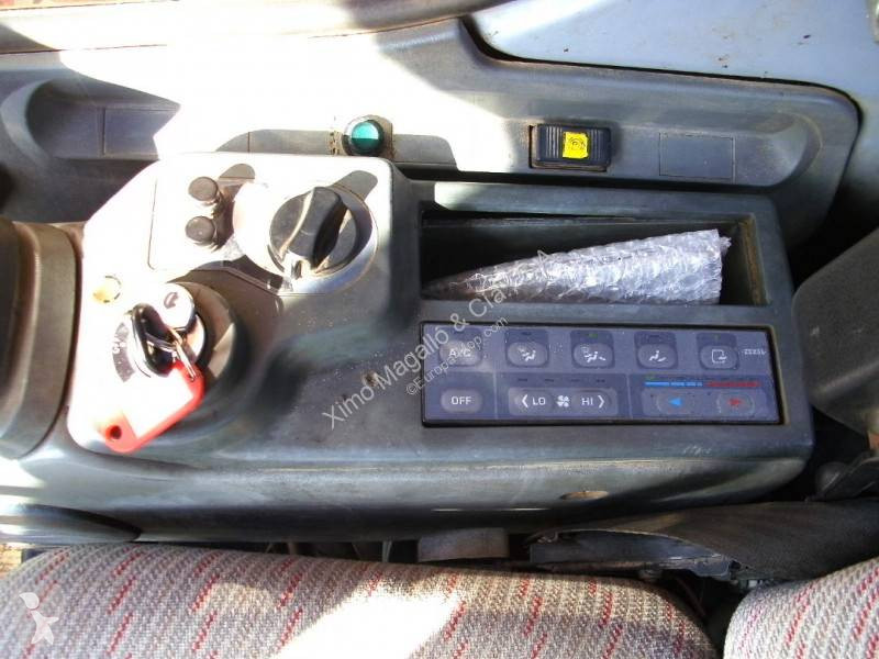 Escavadora Fiat Kobelco EX215W
