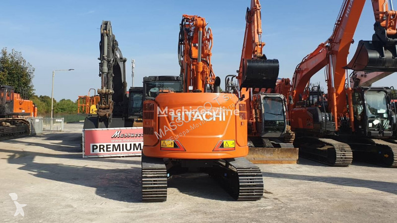 Excavadora Hitachi -7
