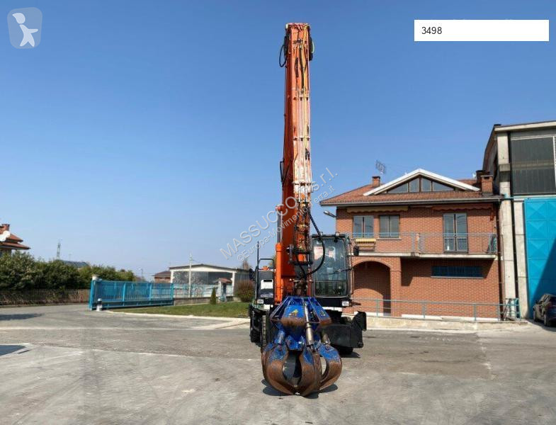 Excavadora Hitachi MH