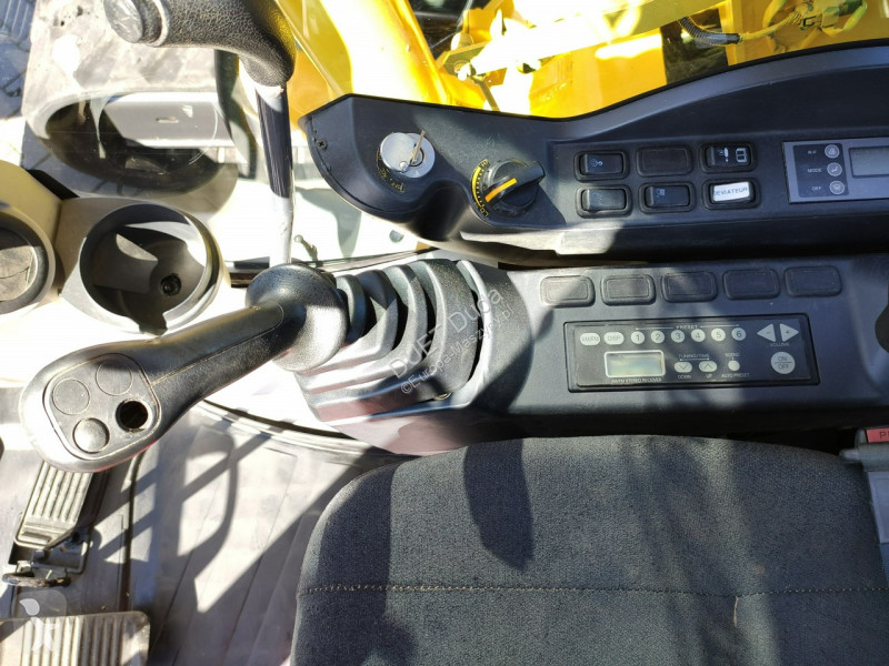 Escavadora New Holland E90B -2 Gąsienicowa 10ton
