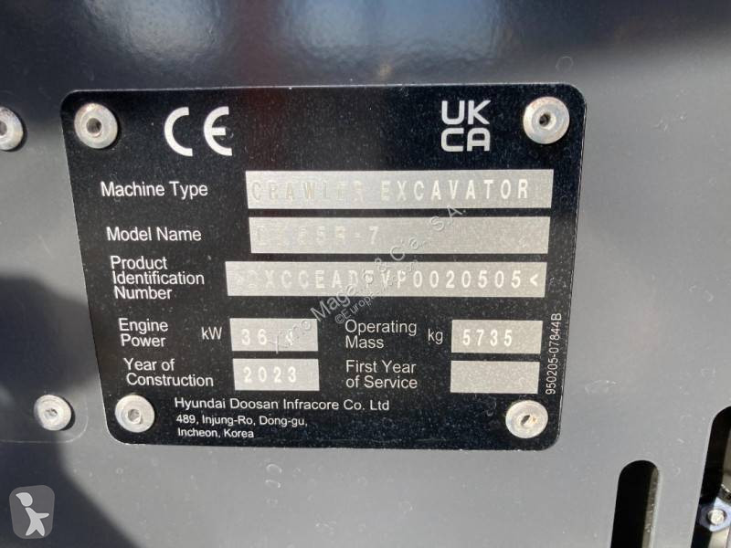 Escavadora Doosan DX55R-7