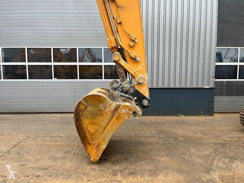 Escavadora Case CX250C