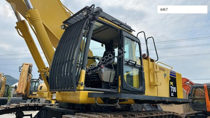 Escavadora Komatsu PC700 LC-8E0