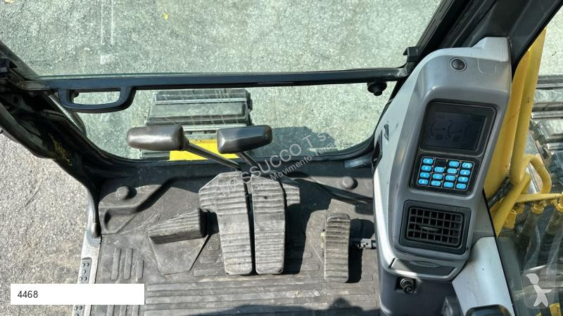 Escavadora Komatsu PC160LC-7K