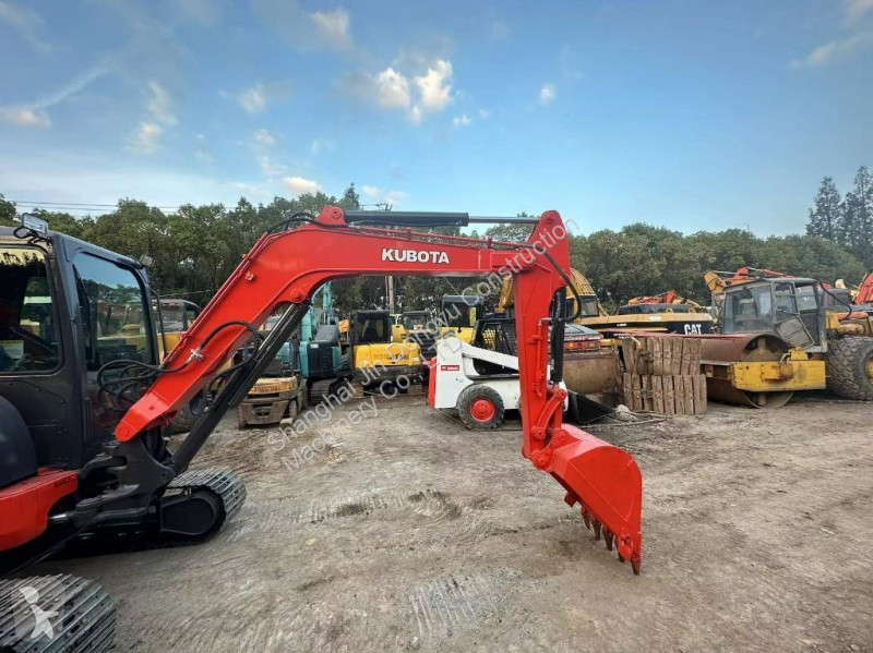 Excavadora Kubota 55-4