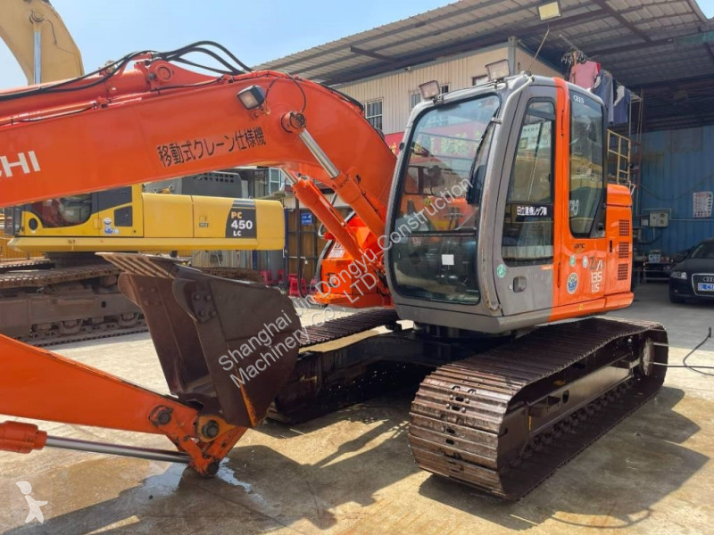 Escavatore Hitachi 135