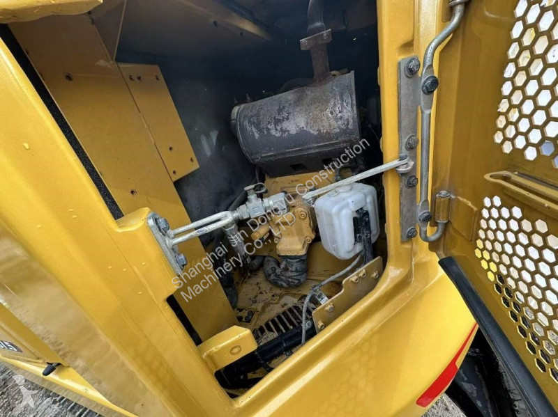 Escavadora Caterpillar 307